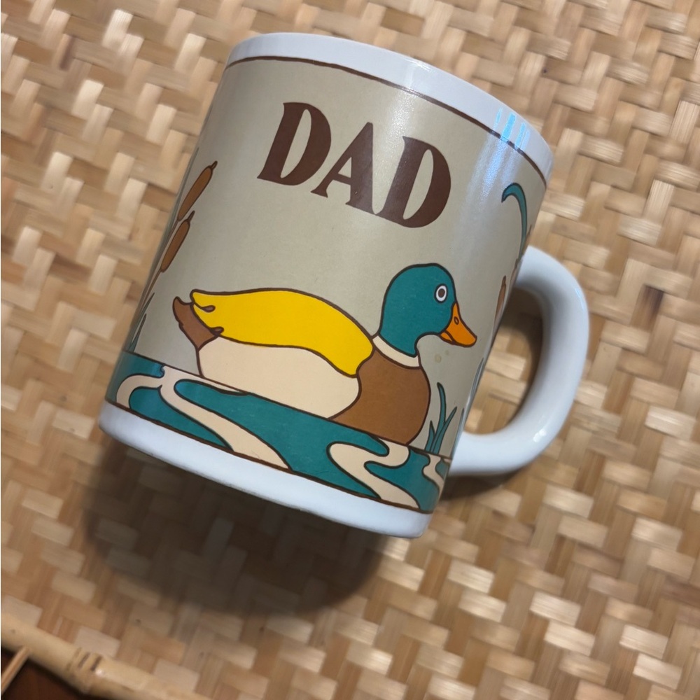 Vintage Dad Mug with two ducklings